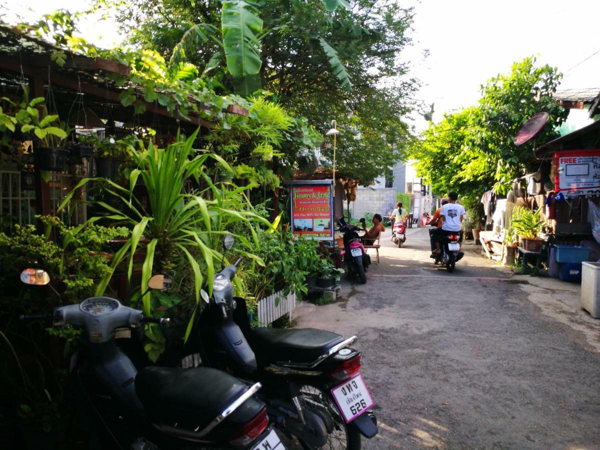 Jimmy And Jeng Homestay Τσιάνγκ Μάι Εξωτερικό φωτογραφία